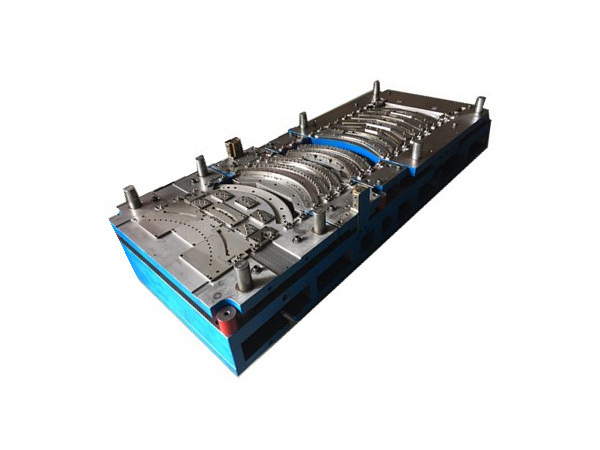 金屬?zèng)_壓模具